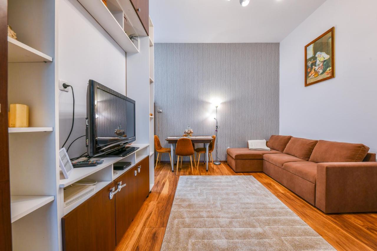 Glam Apartment Cluj-Napoca Buitenkant foto