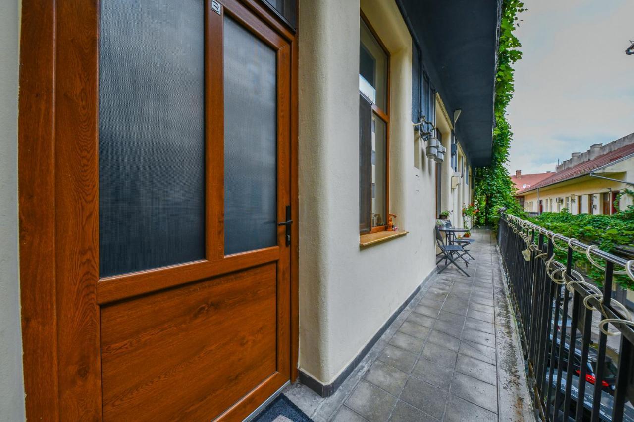Glam Apartment Cluj-Napoca Buitenkant foto